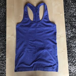 Lululemon size 6 Swiftly Tank